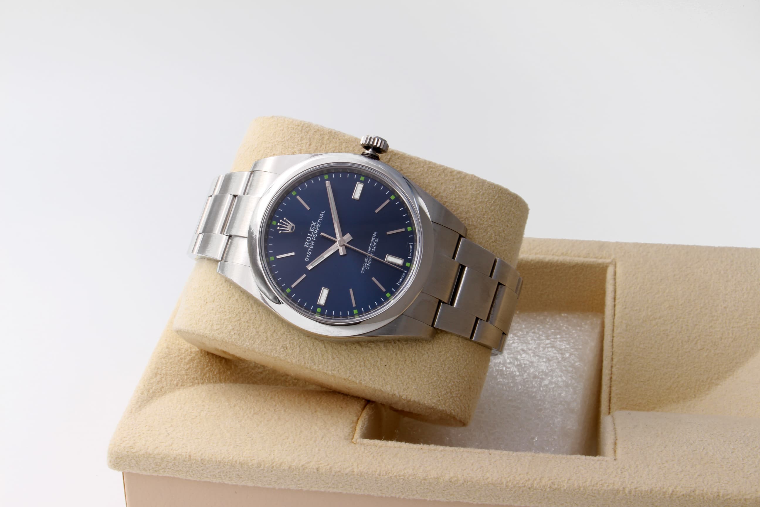 Rolex Oyster Perpetual 114300 cadran bleu de 2019