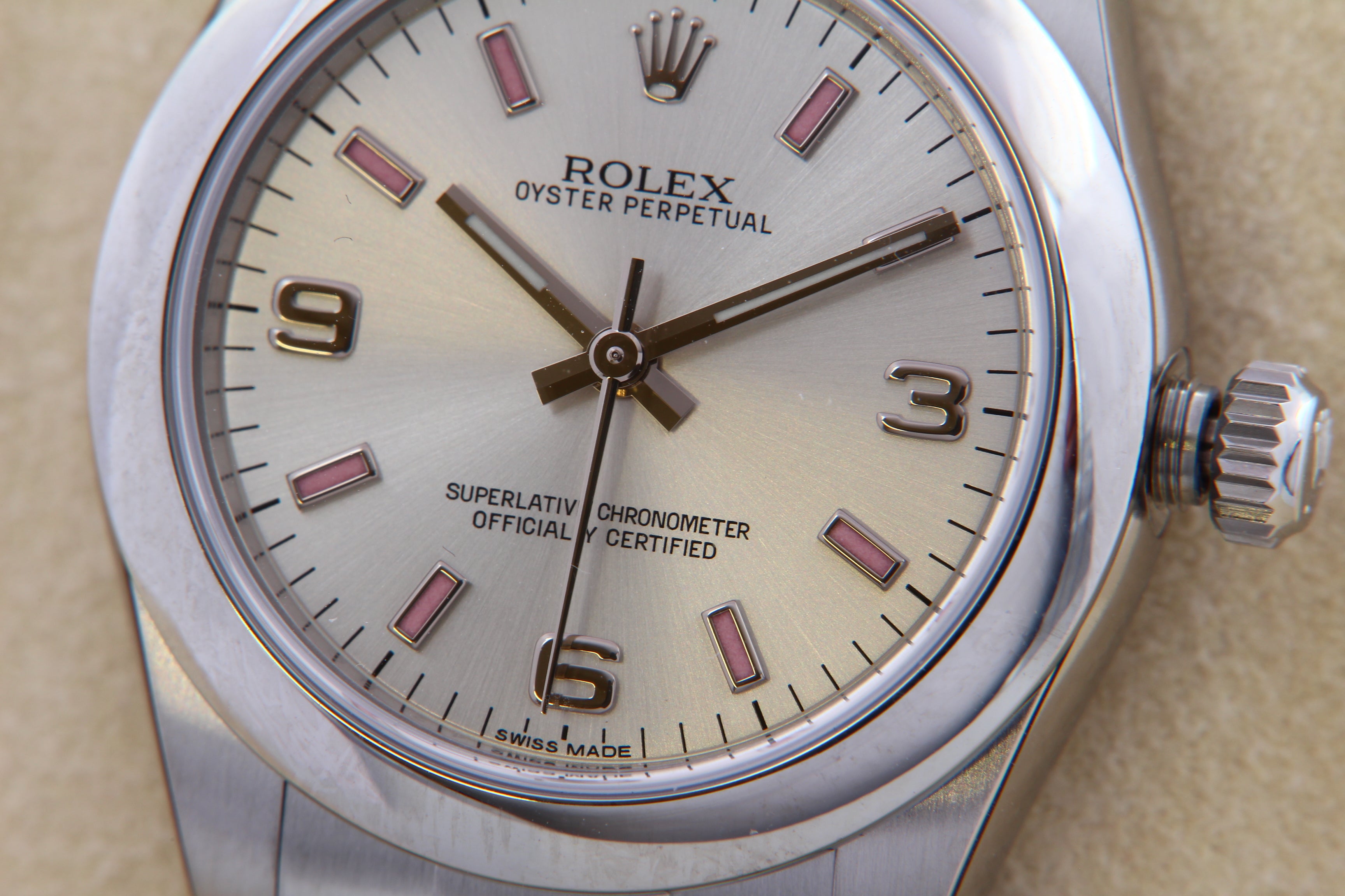 Rolex Oyster Perpetual 177200 quadrante argento del 2017 NOS