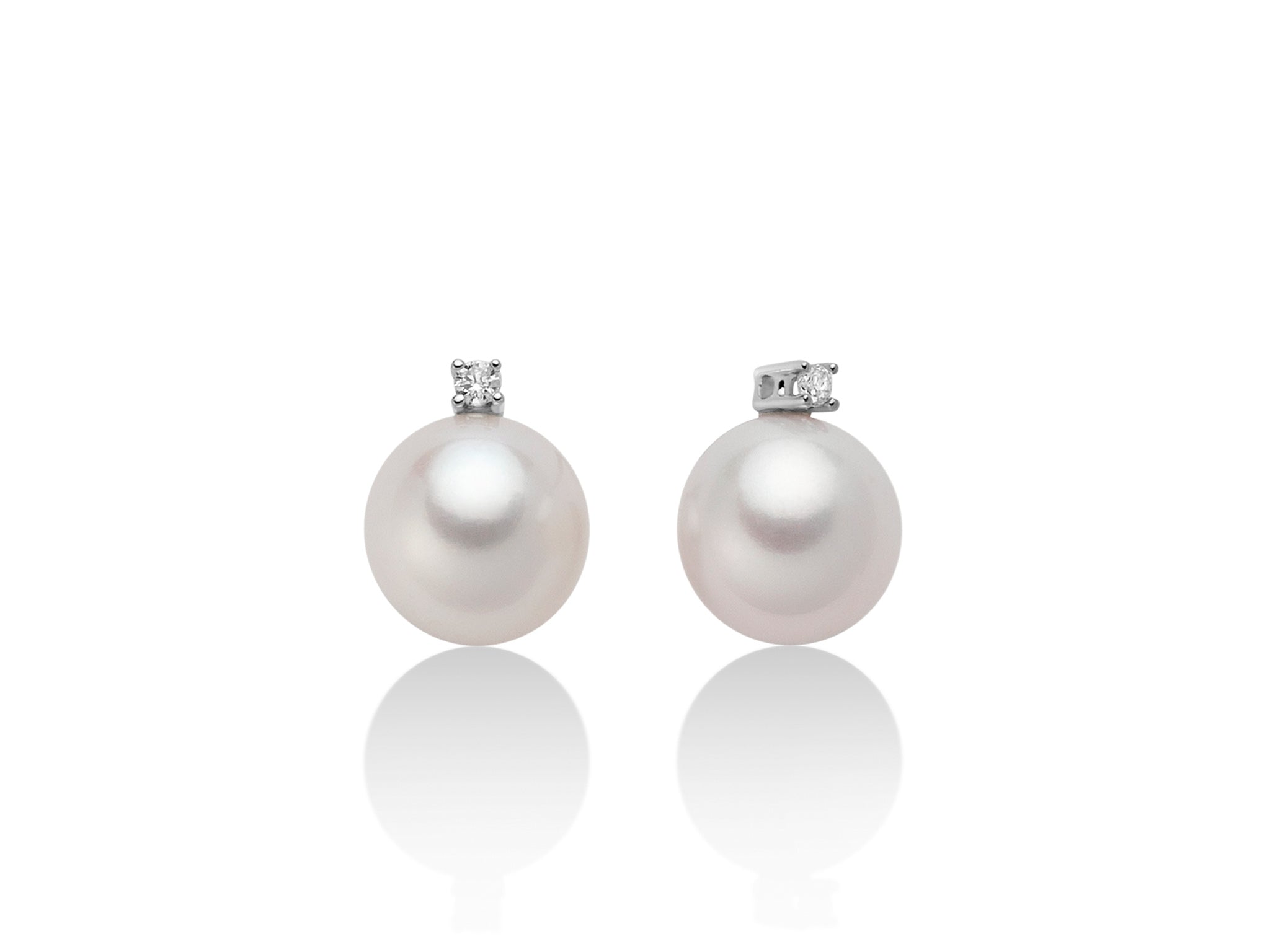 White gold, diamond and pearl earrings, Miluna