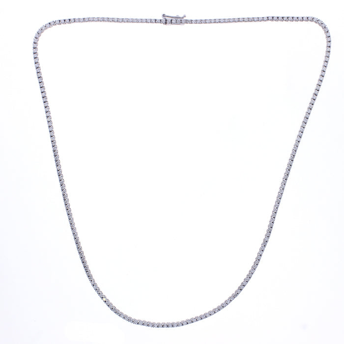 Collier intemporel en or blanc et diamants, Damiani